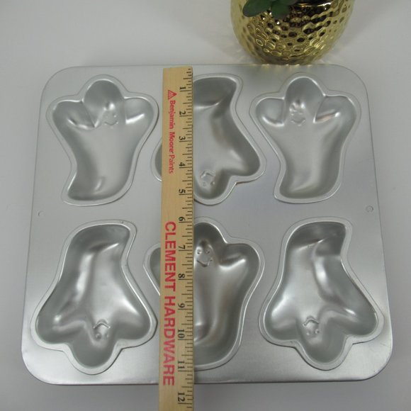 WILTON Retired 1991 Mini Ghost Cake Pan -makes 6 - Picture 4 of 5